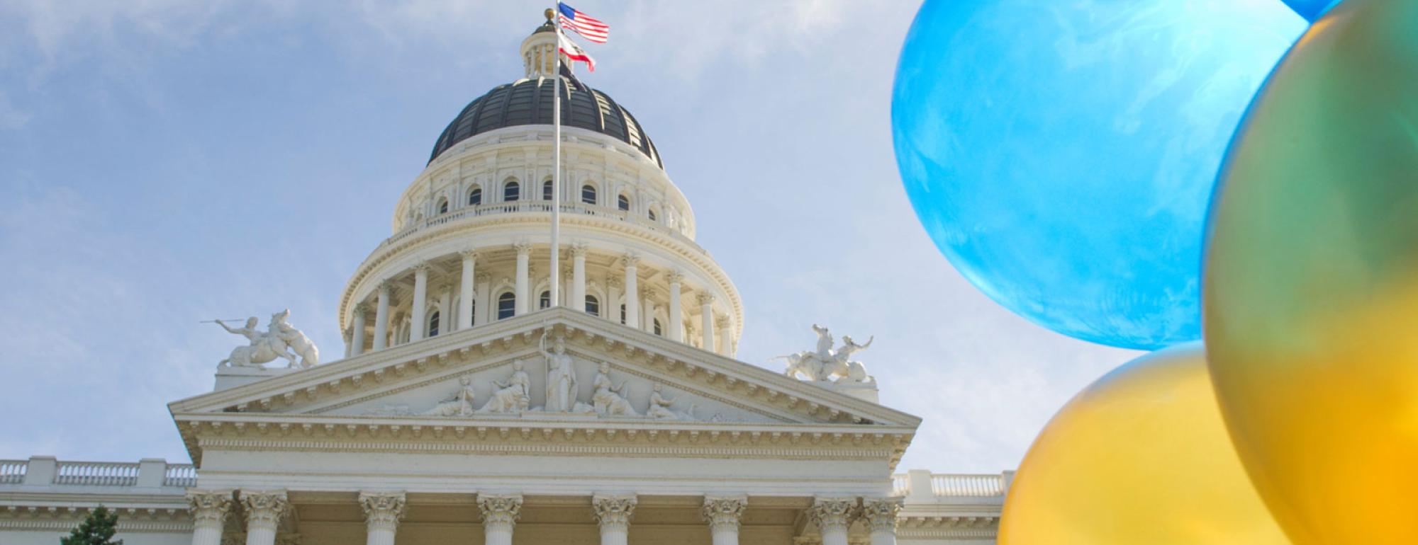 Capitol with balloons